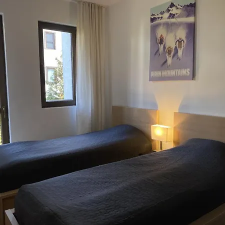 2 Bedroom Next To Gondola Lift Apartament Bansko